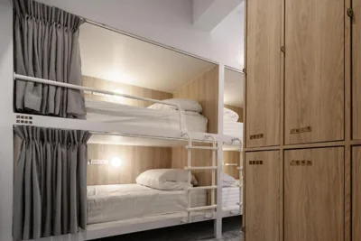 4인실 여성 전용 도미토리 침대 — Our Nomad Boutique Hostel